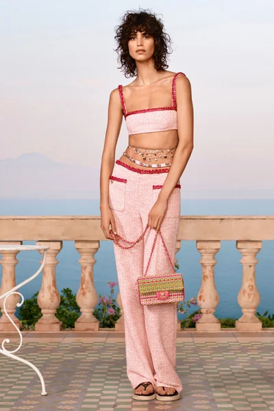 Look 18